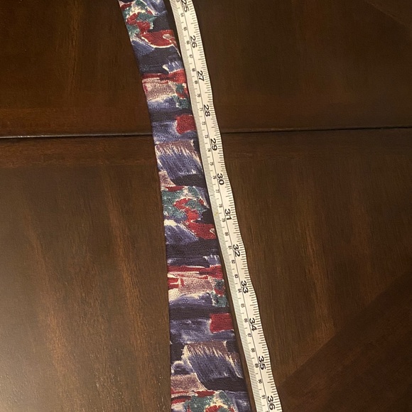 The Metropolitan Museum of Art “New Directions” Men’s Tie Abstract Silk NeckTie - Picture 9 of 11